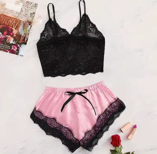 ELEGANT LACE BRALETTE & SATIN NIGHTWEAR SET - BLACK & PINK