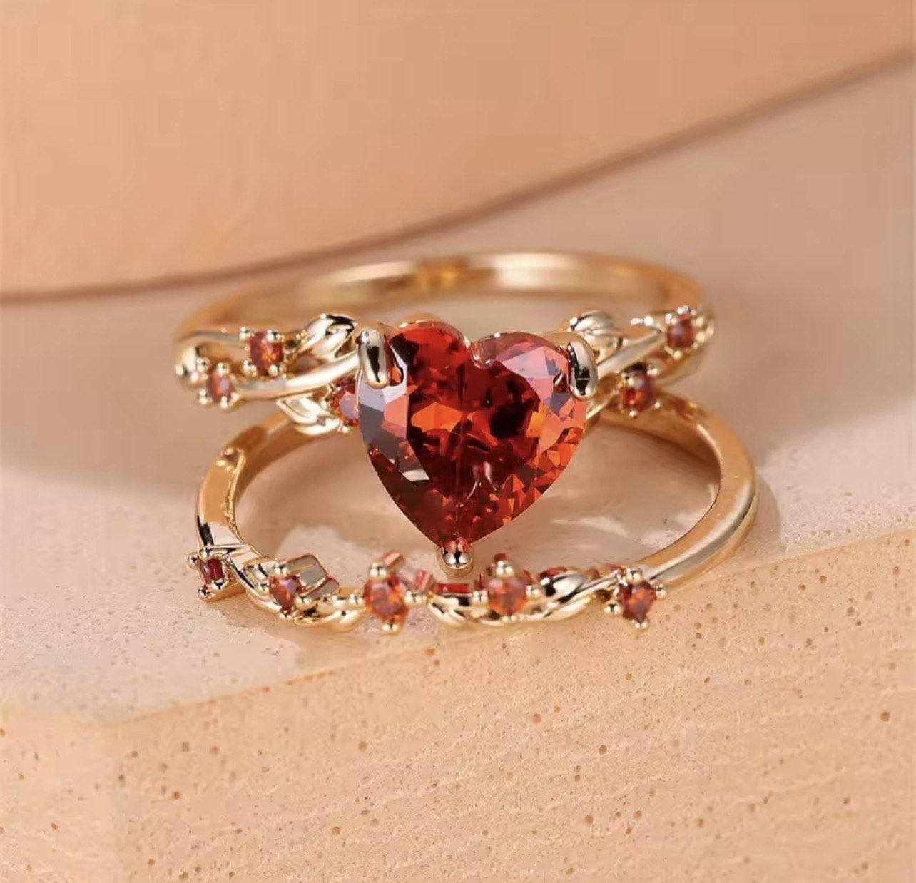 ROYAL RED STONE HEART RINGS FOR WOMEN