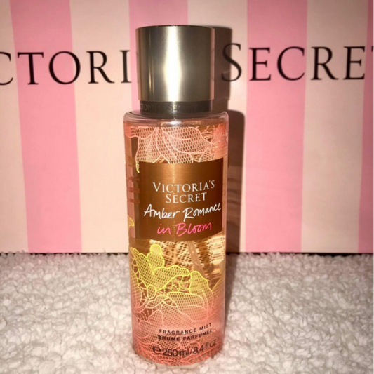 VICTORIA'S SECRET AMBER ROMANCE IN BLOOM FRAGRANCE MIST (250ML)