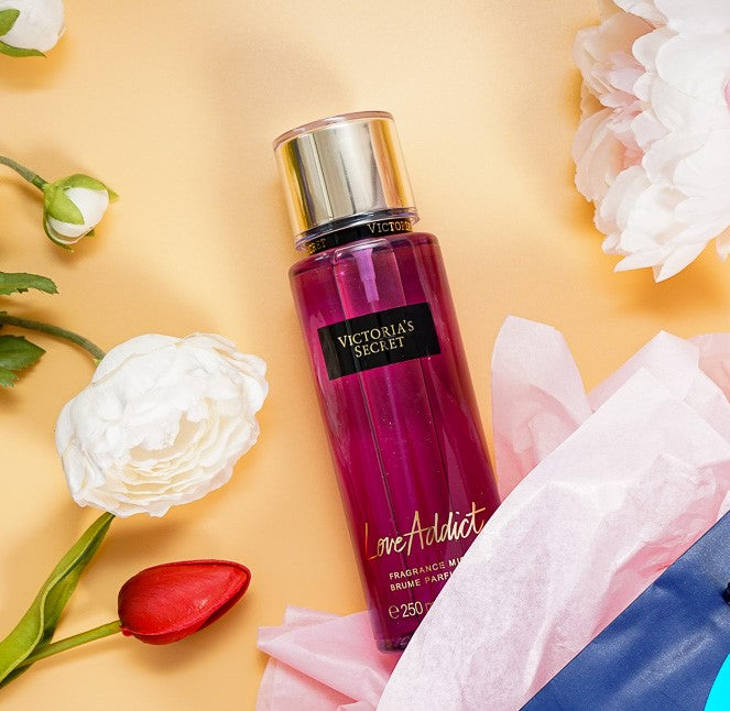 VICTORIA'S SECRET LOVE ADDICT FRAGRANCE MIST - 250ML