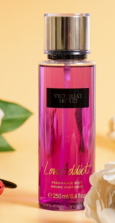 VICTORIA'S SECRET LOVE ADDICT FRAGRANCE MIST - 250ML